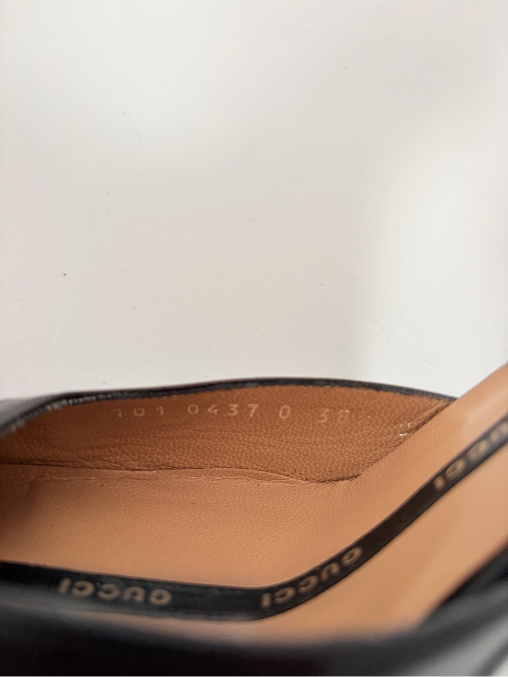Gucci DOrsay Stiletto Pumps Interlocking GG Ankle Strap Suede Black Size 38.5C - Picture 2 of 15